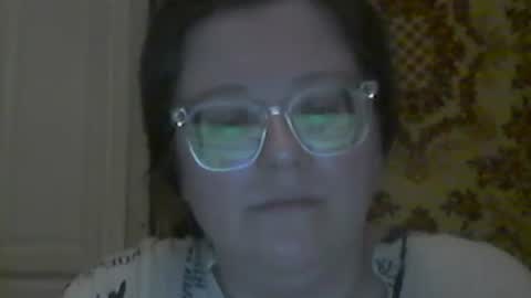 Snapshot of webgirl2 chatting on 09-13-25, 11:15 Marina online show from 09-13-25, 11:15