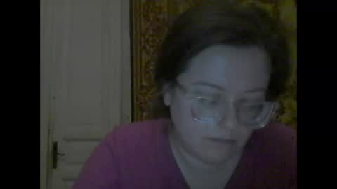 Snapshot of webgirl2 chatting on 09-28-25, 10:15 Marina online show from 09-28-25, 10:15