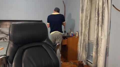 Snapshot of webslingxxxx chatting on 12-20-24, 12:30 webslingxxxx online show from 12-20-24, 12:30