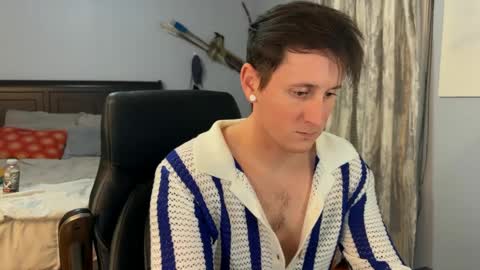 Snapshot of webslingxxxx chatting on 01-23-25, 12:46 webslingxxxx online show from 01-23-25, 12:46