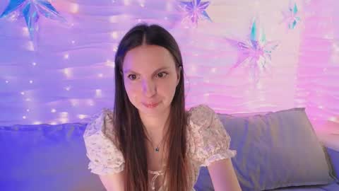 Snapshot of wednesday_evans chatting on 01-06-26, 05:11 wednesday_evans online show from 01-06-26, 05:11