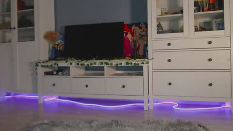  moon  online show from 12-13-24, 08:04