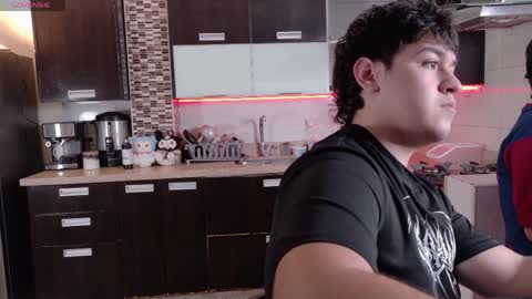 Snapshot of weemilyandandrew chatting on 04-04-26, 03:38 EMILY ANDREW online show from 04-04-26, 03:38