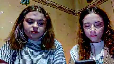 Snapshot of welctotheend chatting on 11-22-25, 11:37 welctotheend online show from 11-22-25, 11:37