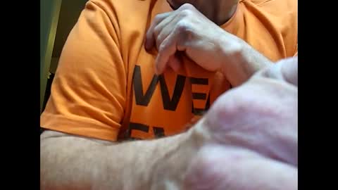 Snapshot of welderod chatting on 10-21-25, 07:20 welderod online show from 10-21-25, 07:20