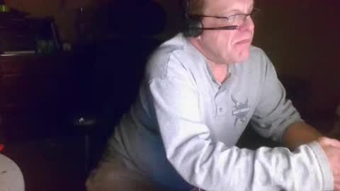Snapshot of welderod chatting on 05-18-26, 07:58 welderod online show from 05-18-26, 07:58