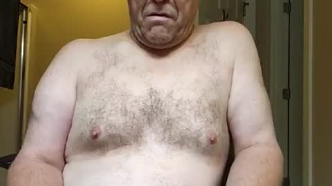 Snapshot of welderod chatting on 06-20-26, 11:02 welderod online show from 06-20-26, 11:02