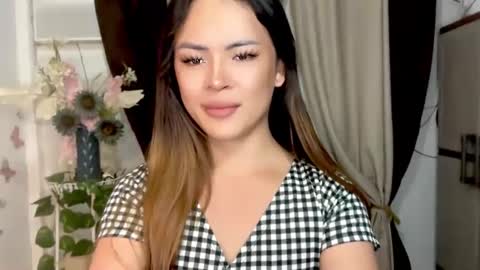 Hi Im LOVIE Please dont forget to follow and thumbs up me online show from 05-01-26, 01:21