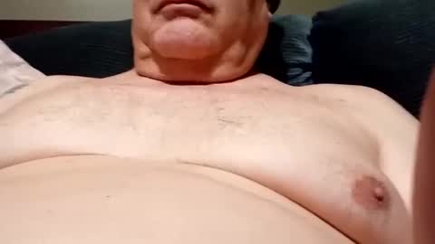 Snapshot of welldny chatting on 10-24-25, 02:46 welldny online show from 10-24-25, 02:46