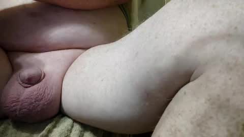 Snapshot of wellequipdhunter90210 chatting on 03-15-26, 05:08 wellequiodhunter90210 online show from 03-15-26, 05:08