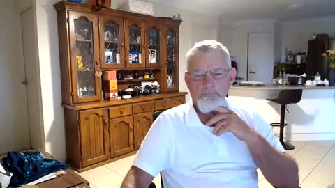 Wellhelloo online show from 05-19-26, 03:13