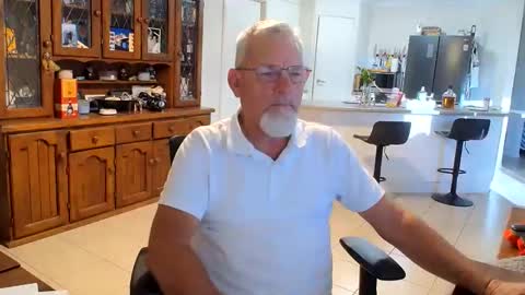 Wellhelloo online show from 06-04-26, 06:19