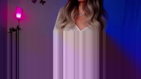 Snapshot of wendifoster chatting on 11-14-25, 10:18 Wendi Foster online show from 11-14-25, 10:18