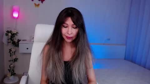 Snapshot of wendifoster chatting on 02-03-26, 07:08 Wendi Foster online show from 02-03-26, 07:08