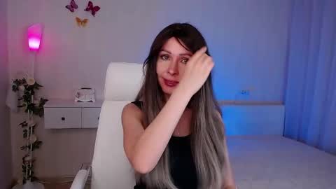 Snapshot of wendifoster chatting on 03-30-26, 07:04 Wendi Foster online show from 03-30-26, 07:04