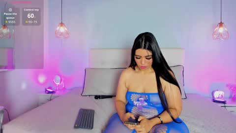 Wendolyn online show from 05-25-26, 02:45