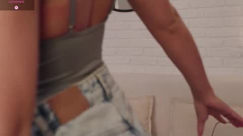Snapshot of wendy__doll chatting on 09-08-25, 07:57 Im Wendy online show from 09-08-25, 07:57