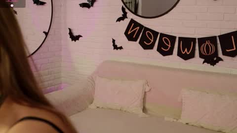 Snapshot of wendy__doll chatting on 10-27-25, 09:52 Im Wendy online show from 10-27-25, 09:52