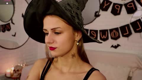 Snapshot of wendy__doll chatting on 10-31-25, 09:49 Im Wendy online show from 10-31-25, 09:49