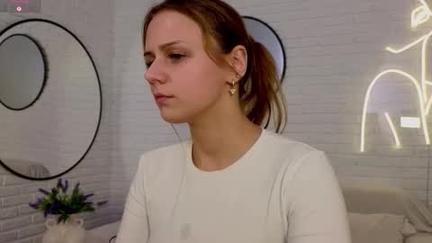 Snapshot of wendy__doll chatting on 02-09-26, 09:19 Im Wendy online show from 02-09-26, 09:19