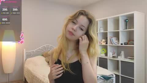 Wendy online show from 10-02-25, 04:36