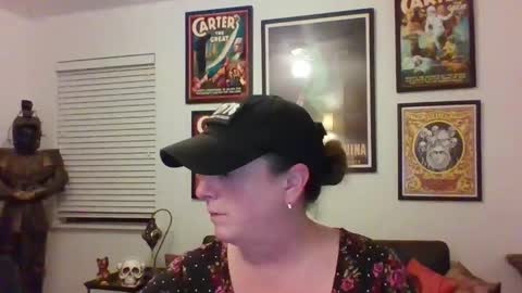 WendyCU online show from 04-22-26, 06:49