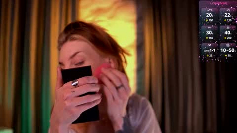 Snapshot of wendygilber chatting on 01-18-26, 12:53 Wendy online show from 01-18-26, 12:53