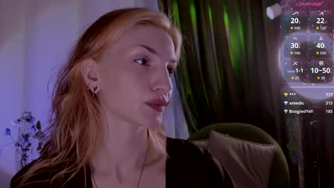 Snapshot of wendygilber chatting on 02-09-26, 01:37 Wendy online show from 02-09-26, 01:37