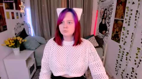 Snapshot of wendyycandy chatting on 11-23-25, 02:06 wendyycandy online show from 11-23-25, 02:06