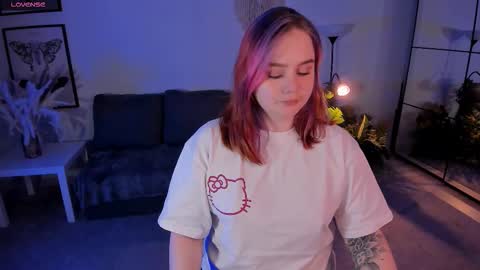 Snapshot of wendyycandy chatting on 03-05-26, 09:11 wendyycandy online show from 03-05-26, 09:11