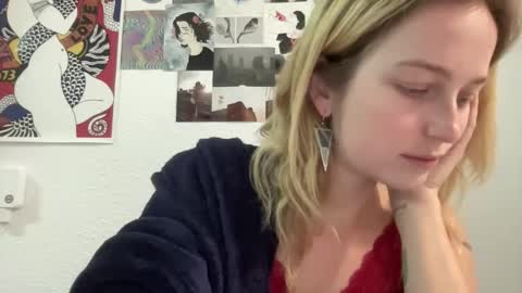 Snapshot of wenus_ss chatting on 03-24-26, 08:36 wenus_ss online show from 03-24-26, 08:36