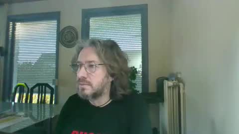 Snapshot of wesh_wesh chatting on 12-05-25, 08:34 wesh wesh online show from 12-05-25, 08:34