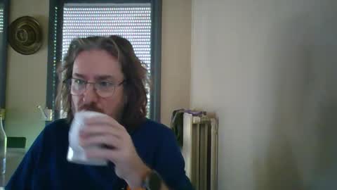 Snapshot of wesh_wesh chatting on 02-25-26, 08:24 wesh wesh online show from 02-25-26, 08:24