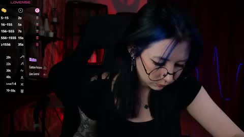 Snapshot of wesleegray chatting on 06-04-26, 01:33 little girl who is always rightLisa online show from 06-04-26, 01:33