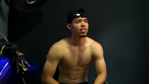 wesley_77 online show from 04-03-26, 05:22