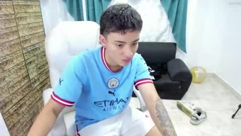 Snapshot of wesley_boy_ chatting on 02-19-26, 07:32 Wesley Boy online show from 02-19-26, 07:32