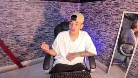 Snapshot of wesley_boy_ chatting on 03-03-26, 08:04 Wesley Boy online show from 03-03-26, 08:04