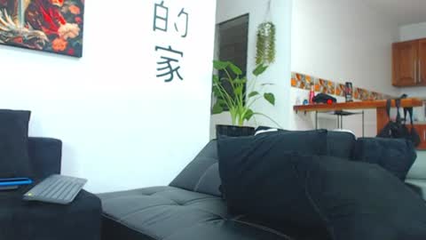 Wesley Rogger online show from 06-19-26, 08:01