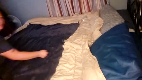 westend563 online show from 09-25-25, 03:10