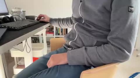 wet_adidasboy online show from 11-18-25, 11:47