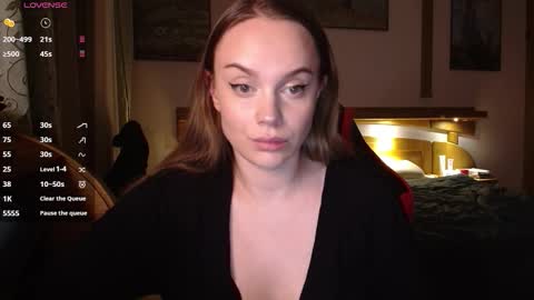 Lana online show from 12-02-25, 05:19