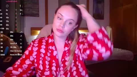 Lana online show from 06-29-26, 08:31