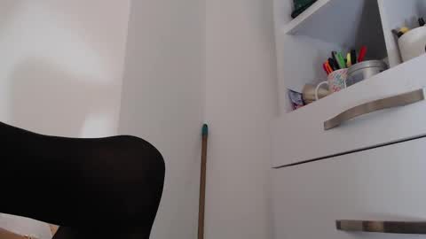 Diva online show from 02-20-25, 12:08