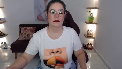 Diva online show from 02-28-26, 01:45