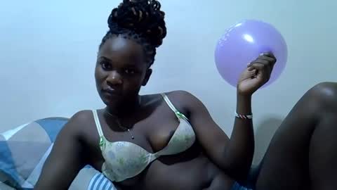 Snapshot of wet_pussie01 chatting on 03-06-26, 12:18 wet_pussie01 online show from 03-06-26, 12:18