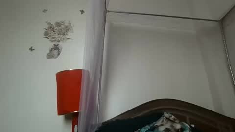 Snapshot of wet_pussieyy chatting on 12-04-25, 08:34 wet_pussieyy online show from 12-04-25, 08:34