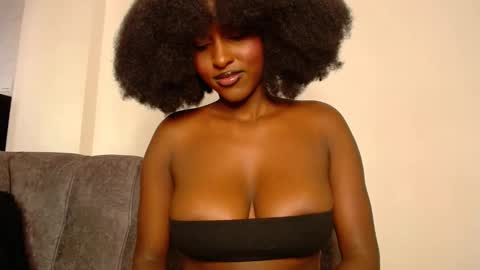 Macey online show from 02-06-25, 12:05