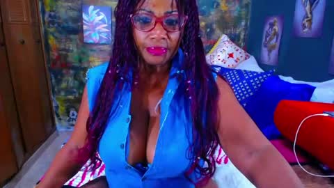 gina online show from 04-12-26, 08:19