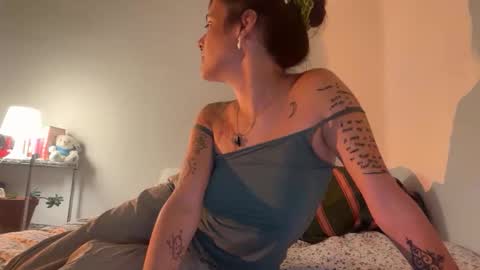 Sweet but .... online show from 05-21-26, 02:18