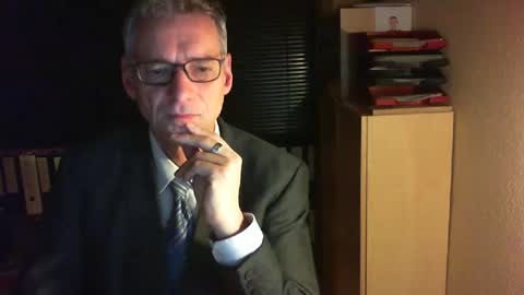Franz online show from 11-13-25, 04:44